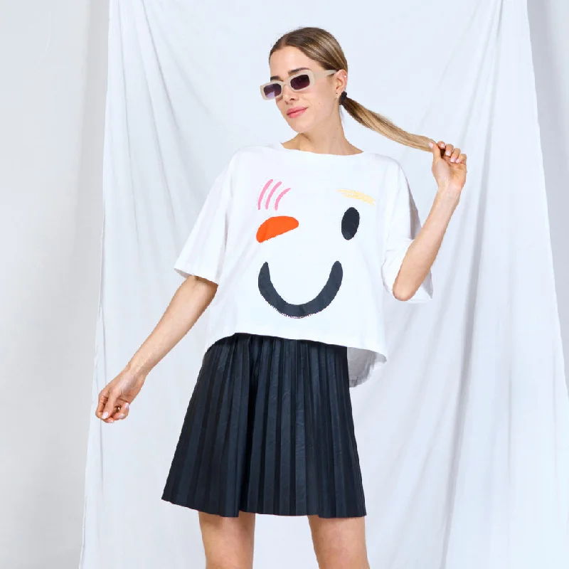 Instant Discount Cropped top T-shirt with smiley face print wholesle