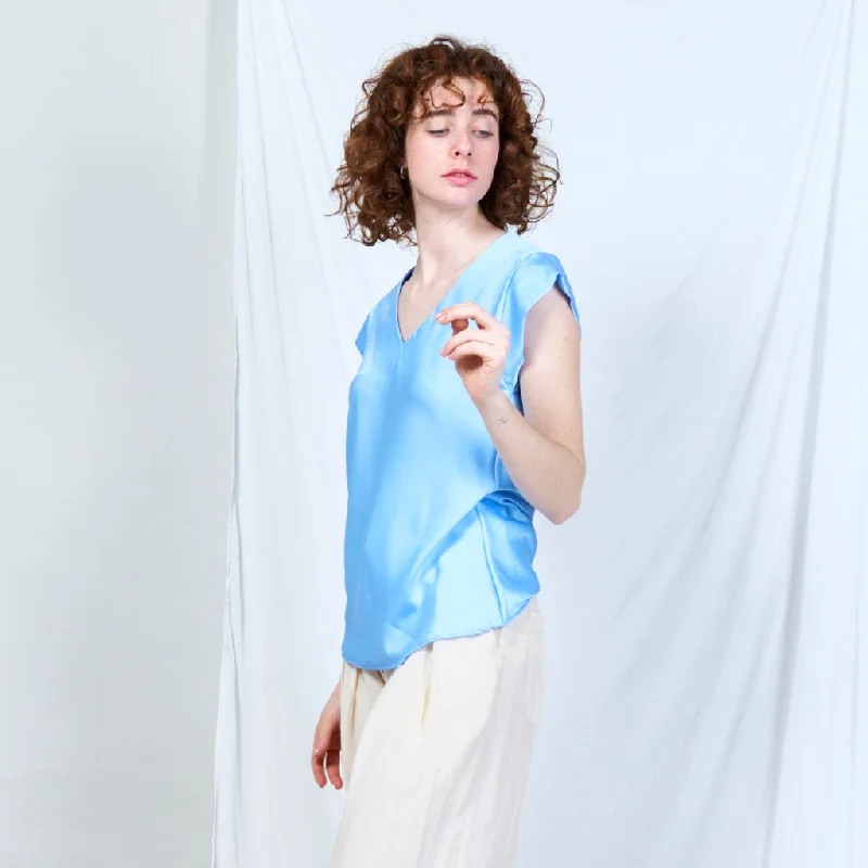 LIGHTBLUE