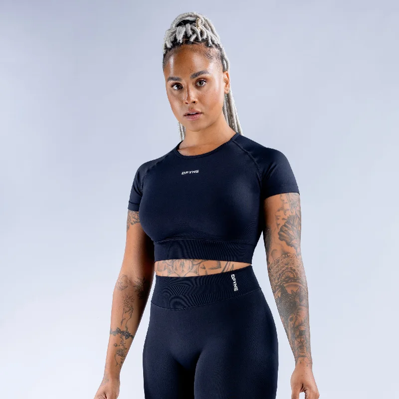 Weekend Deals That Dazzle Impact Crop Top