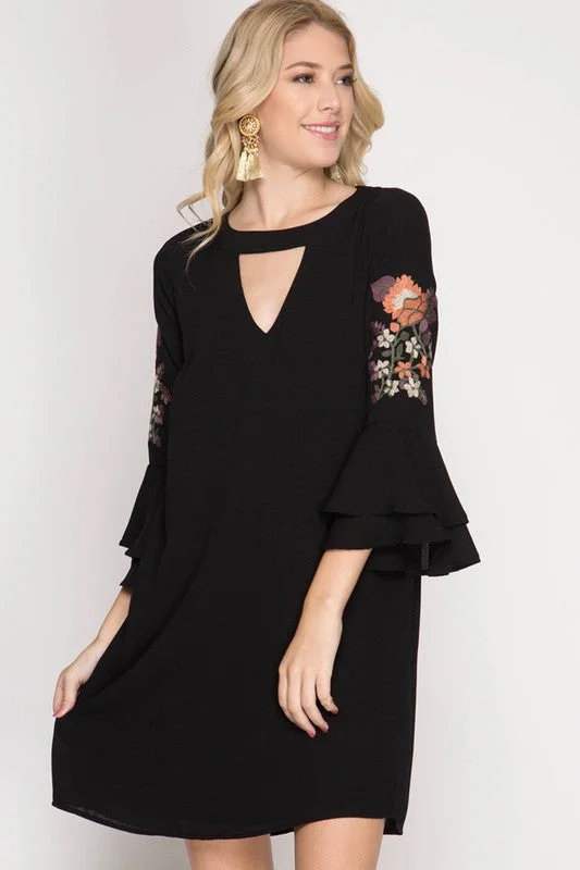 Shift Dress W/ Ruffle Sleeve