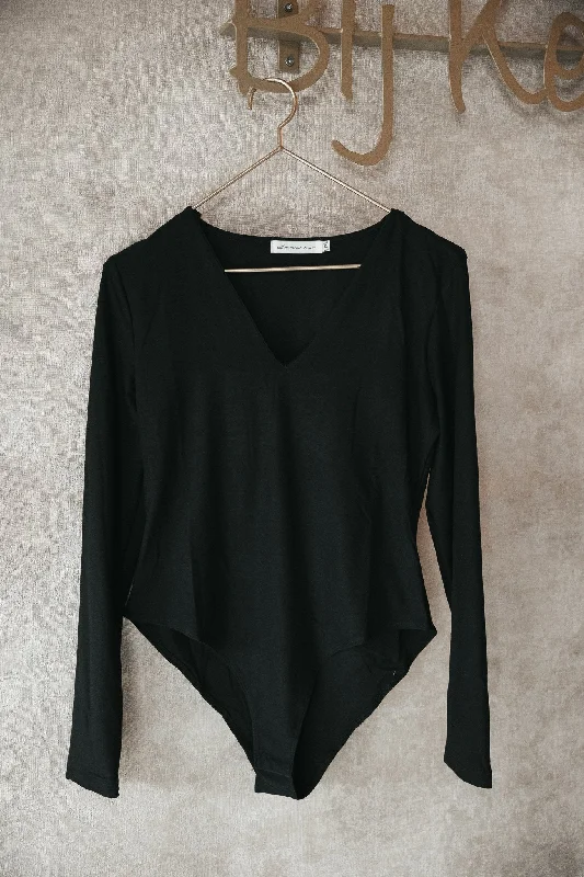 Body black v-neck