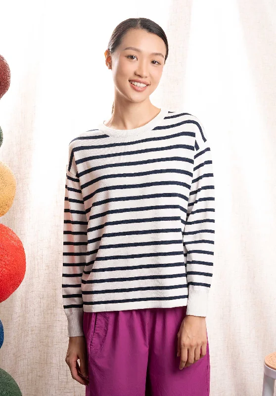 Weekend Savings Delight Sweatshirt 65038 Black-White
