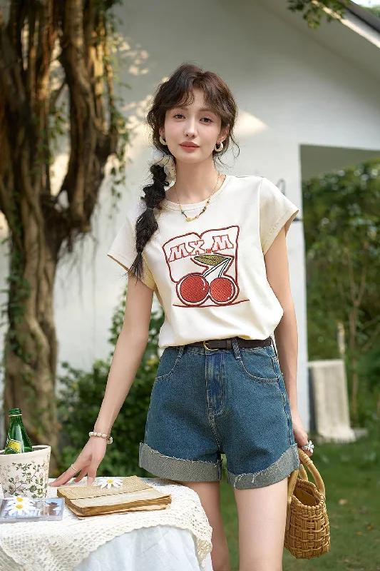 Grand Opening Sale Three-dimensional Embroidery Design T-shirt for Women