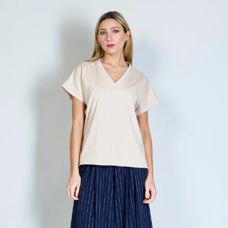 LIGHTBEIGE